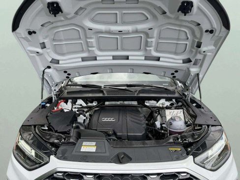 Certified 2025 Audi Q5 2.0T Premium Plus w/ Premium Plus Package AWD/4WD image 32