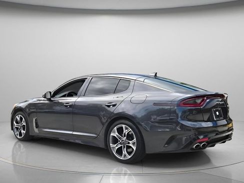 Used 2020 Kia Stinger GT-Line w/ Sun & Sound Package AWD/4WD image 8