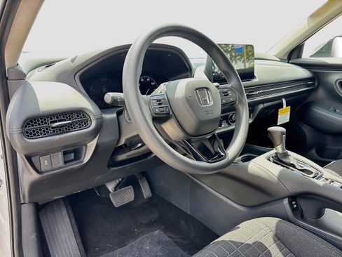 Certified 2026 Honda HR-V LX image 10