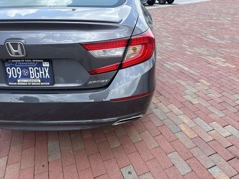 Used 2019 Honda Accord Sport image 12