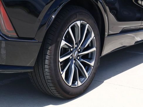 Certified 2024 Cadillac Lyriq Sport AWD/4WD image 12