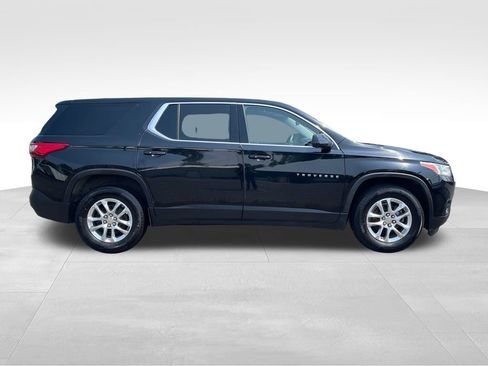Used 2019 Chevrolet Traverse LS AWD/4WD image 9