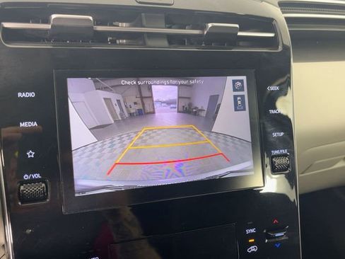 Used 2024 Hyundai Tucson SEL image 18