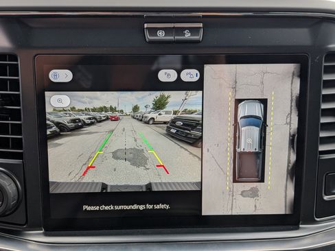 New 2026 Ford F350 Lariat w/ Black Appearance Package image 31