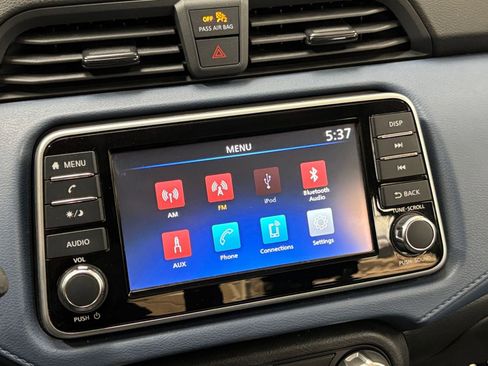 Used 2025 Nissan Versa SV FWD image 20