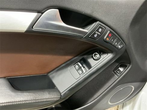 Used 2013 Audi S5 Prestige w/ Prestige Pkg image 13