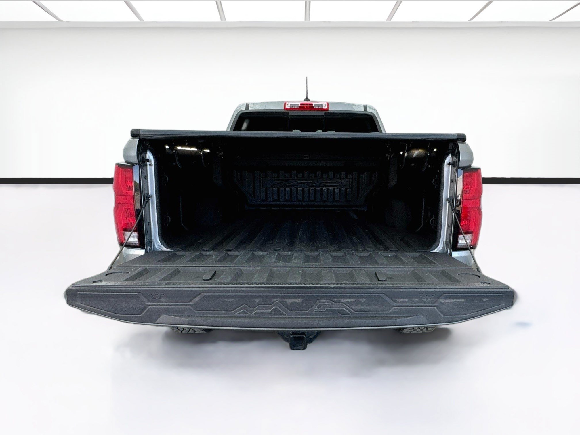 Used 2023 Chevrolet Colorado ZR2 w/ ZR2 Convenience Package III AWD/4WD image 17