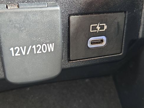 Used 2024 Toyota Corolla LE image 11