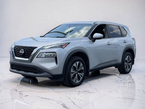Used 2023 Nissan Rogue SV FWD image 5