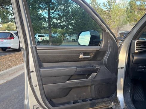 Used 2025 Toyota Tundra SR5 w/ SR5 Convenience Package AWD/4WD image 20