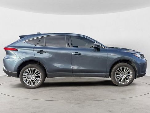 Used 2021 Toyota Venza Limited w/ Advanced Technology Package image 6