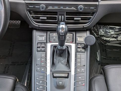 Used 2020 Porsche Macan S AWD/4WD image 20