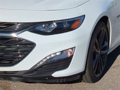 Used 2023 Chevrolet Malibu LT image 11