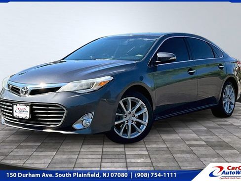 Used 2013 Toyota Avalon XLE Touring FWD image 1