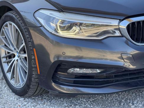 Used 2017 BMW 530i RWD image 13