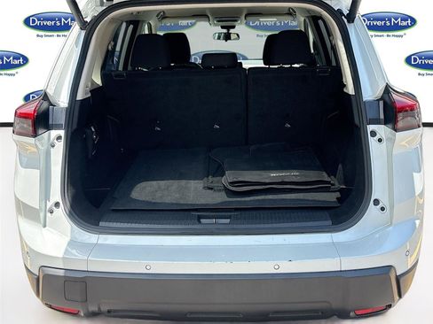 Used 2024 Nissan Rogue SV FWD image 24