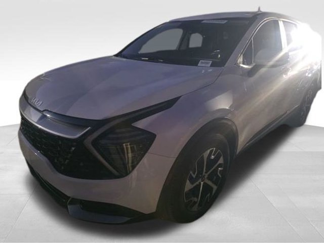 Used 2024 Kia Sportage EX FWD image 8