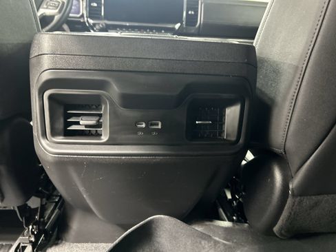 Certified 2024 Chevrolet Silverado 1500 LT Trail Boss w/ Convenience Package II AWD/4WD image 22