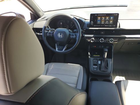 Used 2023 Honda CR-V Sport Touring image 17