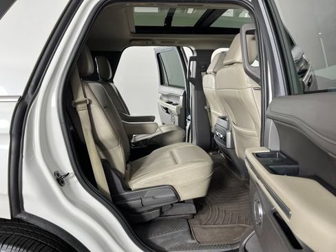 Used 2021 Ford Expedition XLT RWD image 44