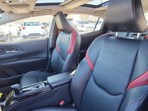 Used 2024 Toyota Prius Prime FWD image 23