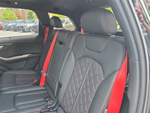 Used 2026 Audi Q7 3.0T Prestige AWD/4WD image 15