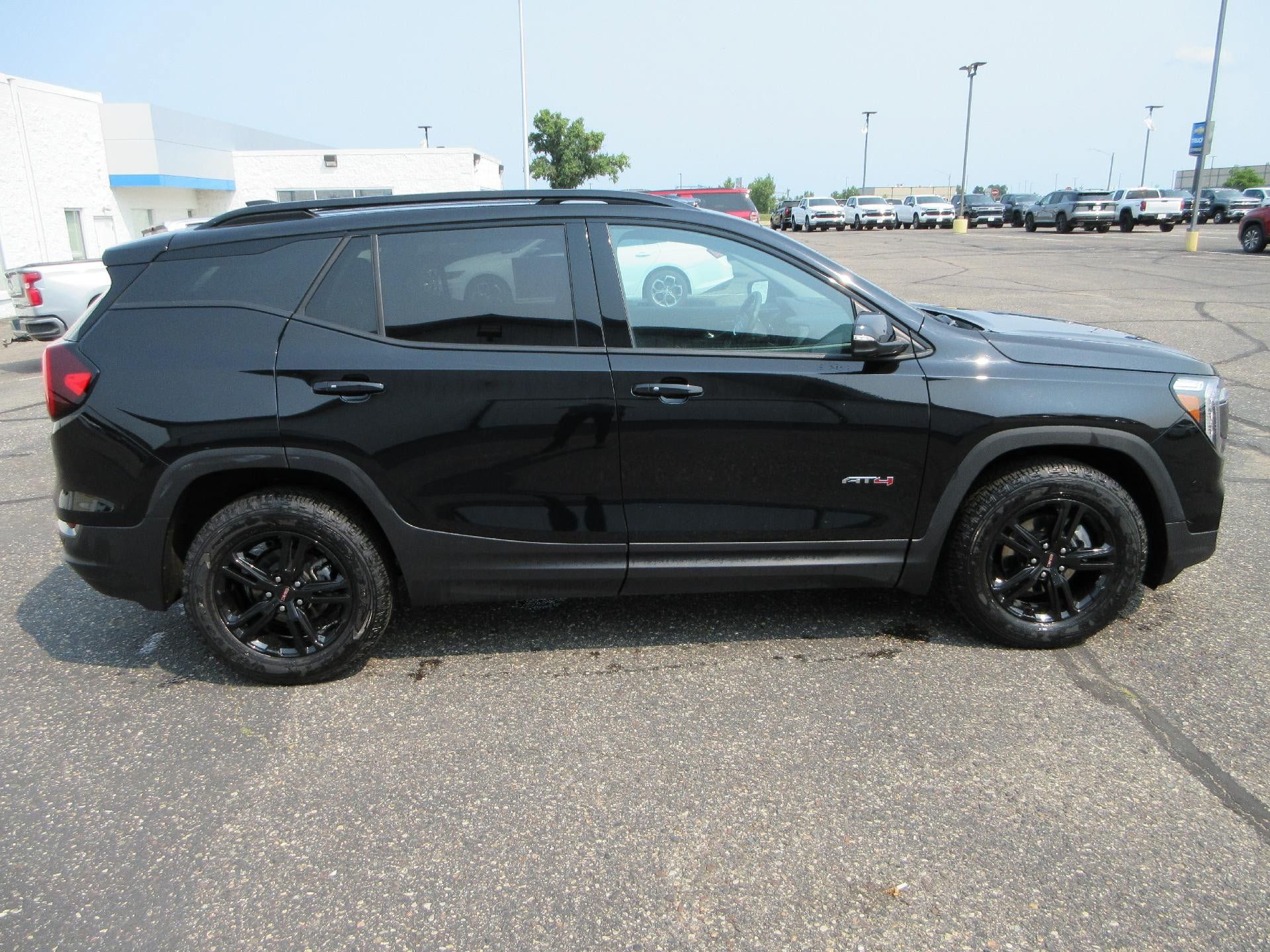 Certified 2024 GMC Terrain AT4 w/ Tech Package AWD/4WD image 4