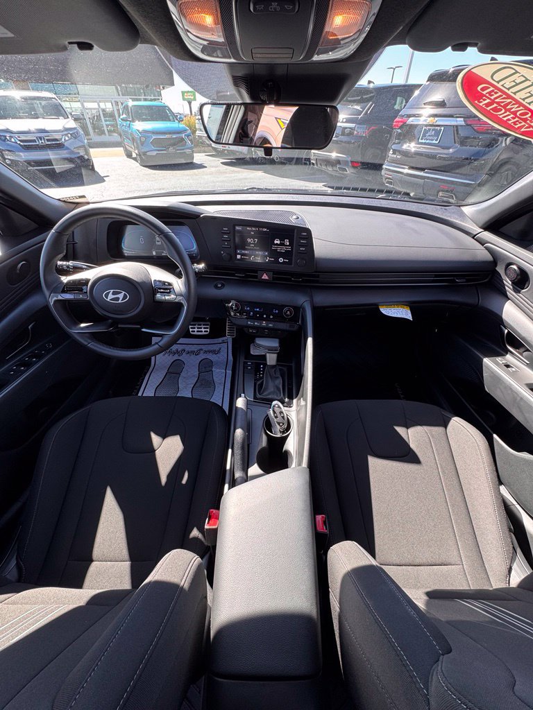 Used 2026 Hyundai Elantra Sport FWD image 16
