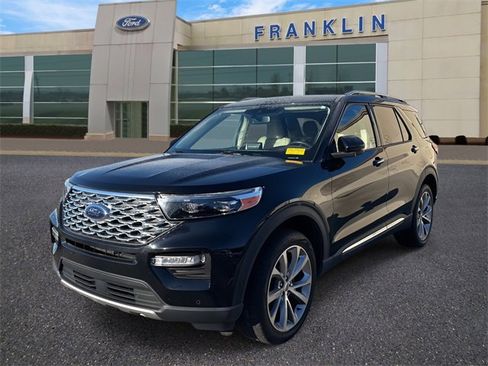 Used 2021 Ford Explorer Platinum w/ Equipment Group 601A image 3