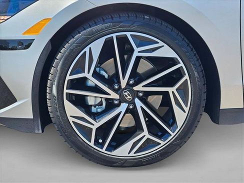 Used 2024 Hyundai Ioniq 6 Limited RWD image 28
