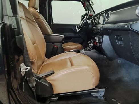 Used 2021 Jeep Wrangler Rubicon AWD/4WD image 19