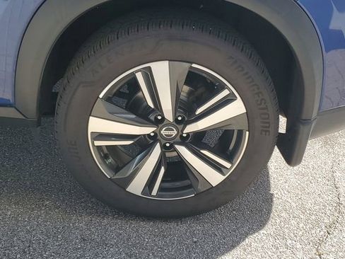 Used 2021 Nissan Rogue SL w/ Premium Package image 35