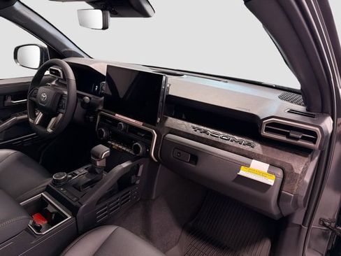 New 2026 Toyota Tacoma Limited AWD/4WD image 23