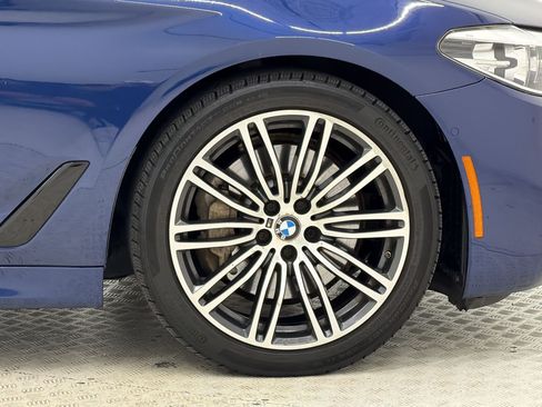 Used 2019 BMW 530i xDrive w/ M Sport Package AWD/4WD image 13