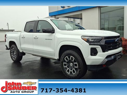 Used 2023 Chevrolet Colorado Z71 w/ Advanced Trailering Package image 1