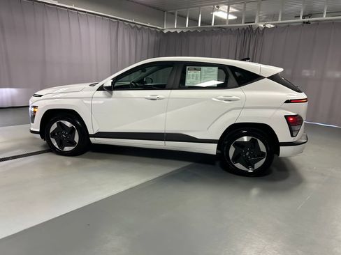 Used 2024 Hyundai Kona SE FWD image 4