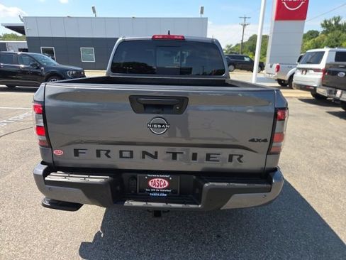 Used 2026 Nissan Frontier SV w/ Tow Package AWD/4WD image 6