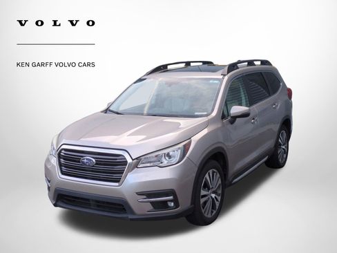 Used 2019 Subaru Ascent Limited image 8