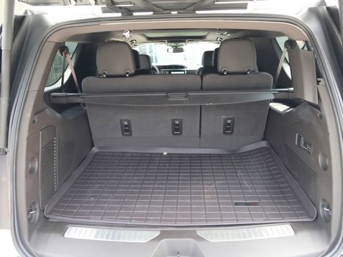 Used 2023 GMC Yukon XL Denali AWD/4WD image 36