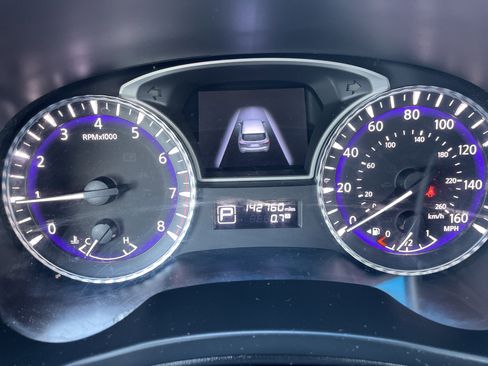 Used 2014 INFINITI QX60 AWD w/ Premium Plus Package image 1