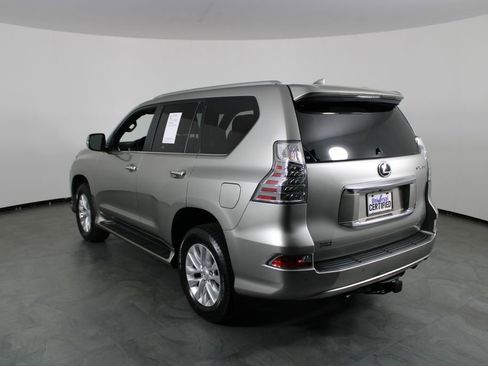 Used 2022 Lexus GX 460 Premium AWD/4WD image 3