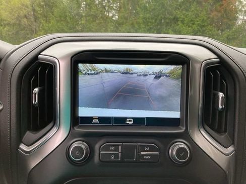 Used 2021 Chevrolet Silverado 1500 LT Trail Boss w/ Convenience Package II AWD/4WD image 33
