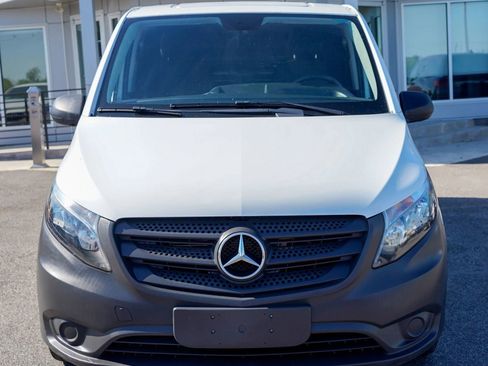 Used 2019 Mercedes-Benz Metris image 9
