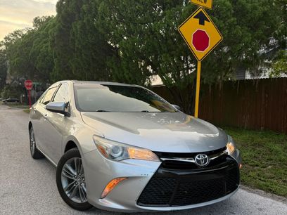 Used 2015 Toyota Camry SE w/ Moonroof Package