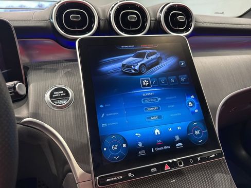 Used 2024 Mercedes-Benz GLC 43 AMG 4MATIC image 26