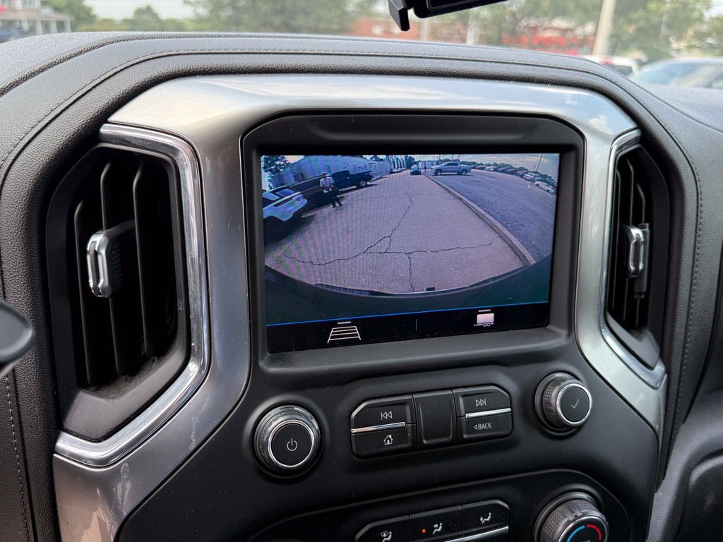 Used 2020 Chevrolet Silverado 1500 LT w/ LT Value Package AWD/4WD image 20