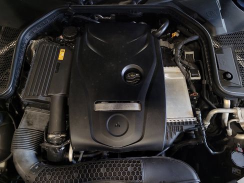 Used 2016 Mercedes-Benz C 300 Sedan image 30