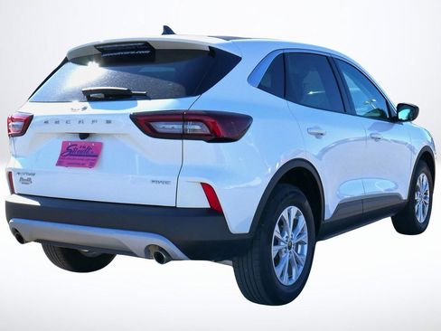 Used 2023 Ford Escape Active image 4