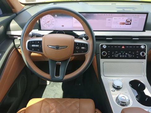 Used 2025 Genesis GV80 3.5T Prestige AWD/4WD image 14