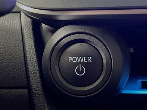 Used 2023 Toyota Prius Limited image 23